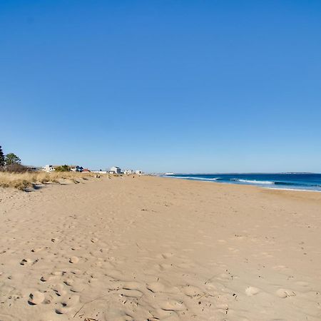 Beachfront Old Orchard Beach Condo With Balcony Exterior photo