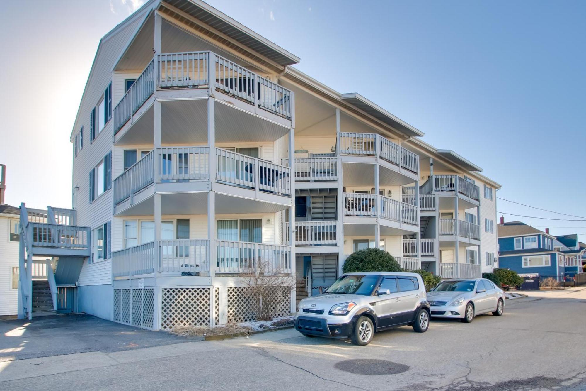 Beachfront Old Orchard Beach Condo With Balcony Exterior photo