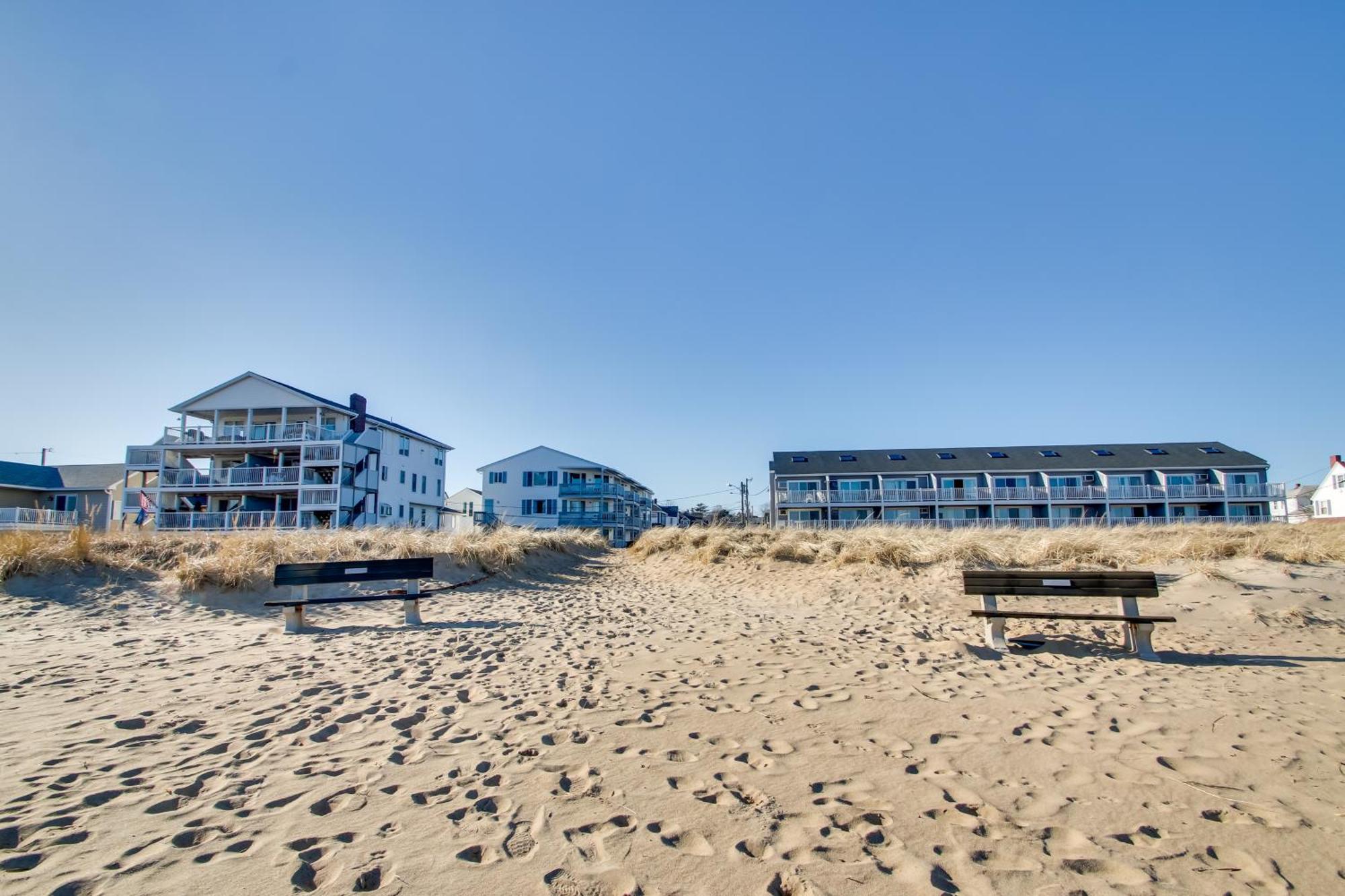 Beachfront Old Orchard Beach Condo With Balcony Exterior photo
