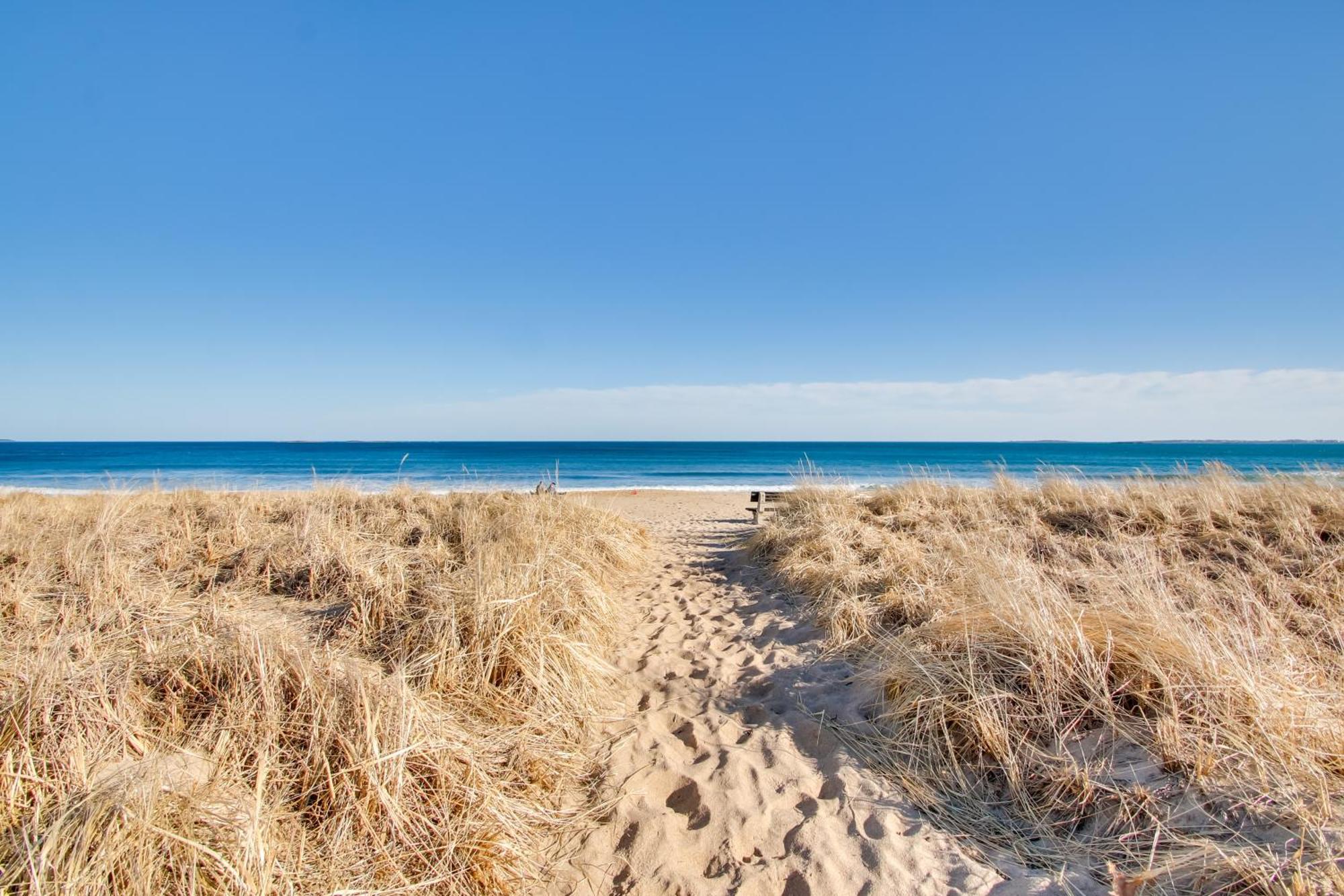 Beachfront Old Orchard Beach Condo With Balcony Exterior photo